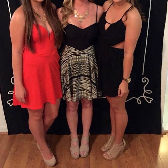 Emerald Sundae Dress size 3 - Picture 6 of 6